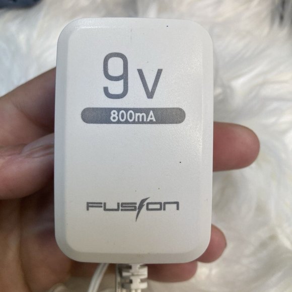Fusion Ac MT12-9090080-A1 27316 Power Supply Adapter Charger Cord Output 9v 0.8A - Picture 3 of 5